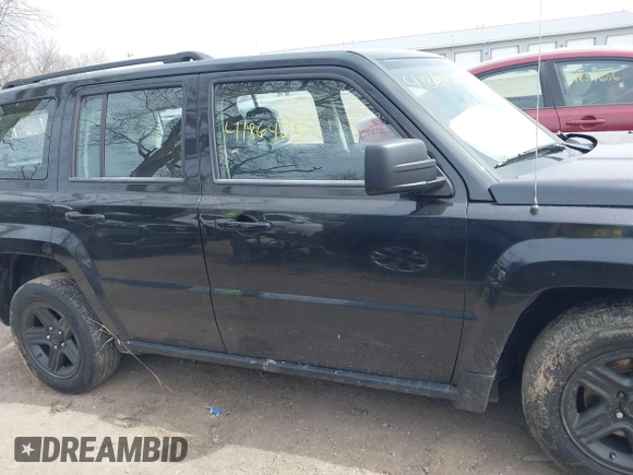 2010 Jeep Patriot Sport with VIN 1J4NF2GB6AD611629, listed as a IAAI auction lot 41864243 with 132,868 mi miles. Bid and sale history available at carsss.com. Image 13.