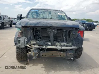 2017 Nissan Titan SV with VIN 1N6AA1E52HN575675, listed as a Copart auction lot 59639975 with 227,451 mi miles and Clean title. Bid and sale history available at DreamBid. Image 5.