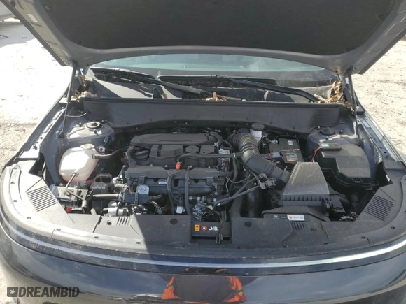 2024 Hyundai Kona Limited with VIN KM8HE3A31RU130398, listed as a Copart auction lot 47002955 with 5,088 mi miles and Salvage Title. Bid and sale history available at carsss.com. Image 12.