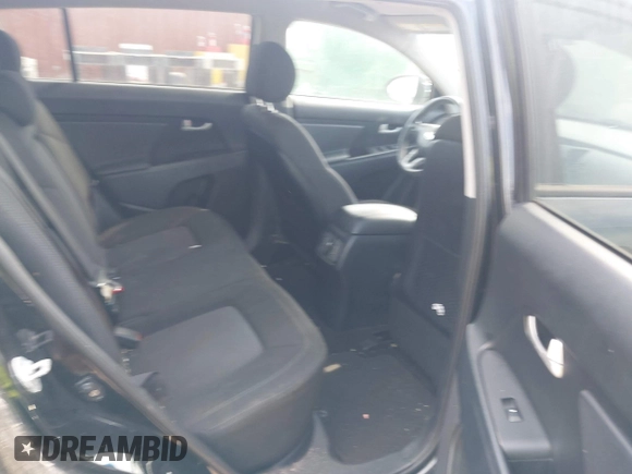 2016 Kia Sportage LX with VIN KNDPB3AC0G7858783, listed as a IAAI auction lot 42057986 with 131,954 mi miles. Bid and sale history available at carsss.com. Image 8.