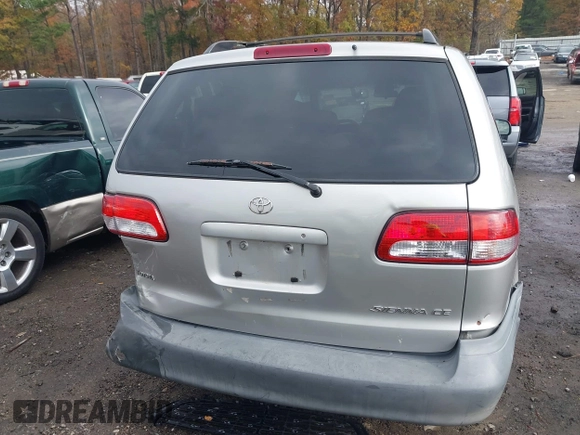 2003 Toyota Sienna CE with VIN 4T3ZF19C93U551570, listed as a IAAI auction lot 40961703 with 285,644 mi miles. Bid and sale history available at carsss.com. Image 16.