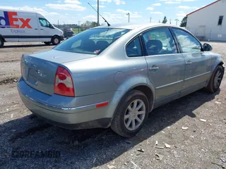 2004 Volkswagen Passat GLS z VIN WVWPD63B04E229578, wystawiony jako IAAI lot #41994869 z przebiegiem 136 746 mil mil oraz . Historia ofert i sprzedaży dostępna na DreamBid. Obrazek 4.