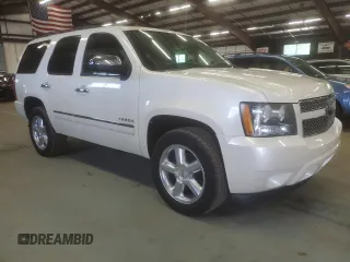 2009 Chevrolet Tahoe LTZ with VIN 1GNFK33059R294559, listed as a Copart auction lot 59545335 with 173,672 mi miles and Clean title. Bid and sale history available at DreamBid. Image 4.