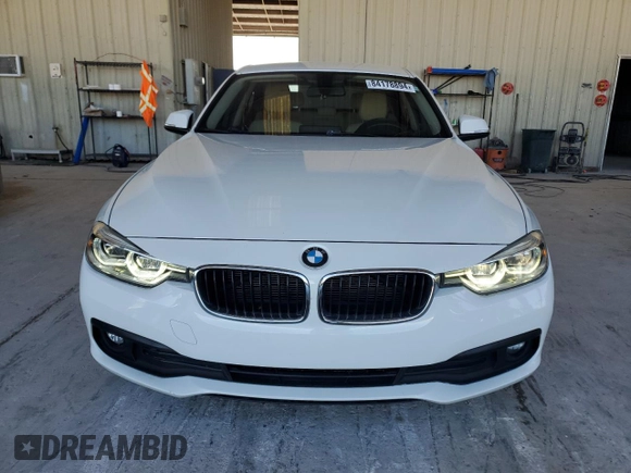2018 BMW 3 Series 320i with VIN WBA8E1G5XJNU90685, listed as a Copart auction lot 84178894 with 84,614 mi miles and Salvage Title. Bid and sale history available at DreamBid. Image 5.