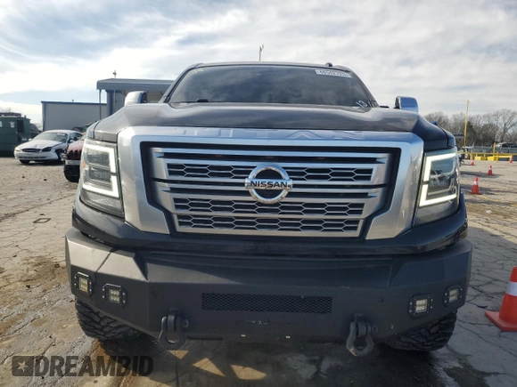 2021 Nissan Titan SV z VIN 1N6AA1FB3MN501518, wystawiony jako Copart lot #46542725 z przebiegiem 87 836 mil mil oraz Szkoda całkowita • Salvage title. Historia ofert i sprzedaży dostępna na DreamBid. Obrazek 5.