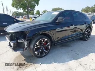 2024 Audi RS Q8 z VIN WU1ARBF15RD005841, wystawiony jako IAAI lot #42187837 z przebiegiem 8 379 mil mil oraz . Historia ofert i sprzedaży dostępna na DreamBid. Obrazek 19.