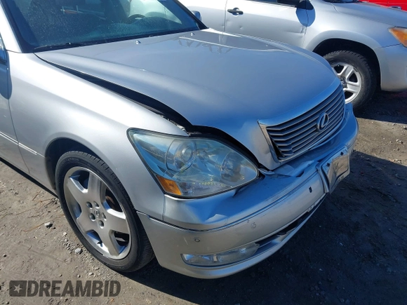 2005 Lexus LS 430 z VIN JTHBN36F555019840, wystawiony jako IAAI lot #41427719 z przebiegiem 131 267 mil mil oraz . Historia ofert i sprzedaży dostępna na DreamBid. Obrazek 17.