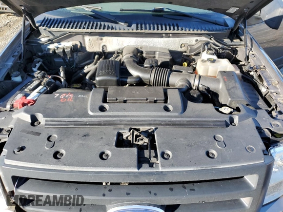 2011 Ford Expedition XL z VIN 1FMJU1G59BEF32767, wystawiony jako Copart lot #43025105 z przebiegiem 162 473 mil mil oraz Szkoda całkowita • Salvage title. Historia ofert i sprzedaży dostępna na DreamBid. Obrazek 12.