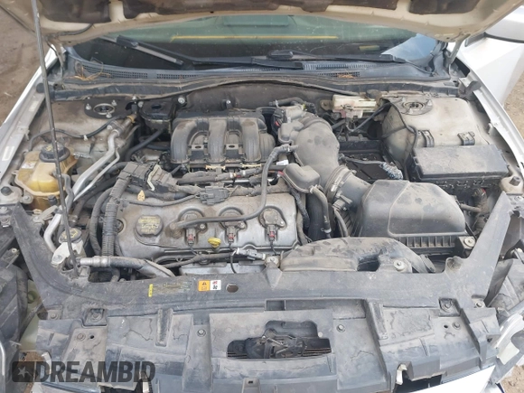 2010 Ford Fusion SPORT with VIN 3FAHP0KC5AR169038, listed as a IAAI auction lot 41848972 with 173,792 mi miles. Bid and sale history available at carsss.com. Image 10.