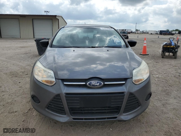 2014 Ford Focus S with VIN 1FADP3E22EL452391, listed as a Copart auction lot 53318395 with 137,776 mi miles and Clean Title. Bid and sale history available at carsss.com. Image 5.