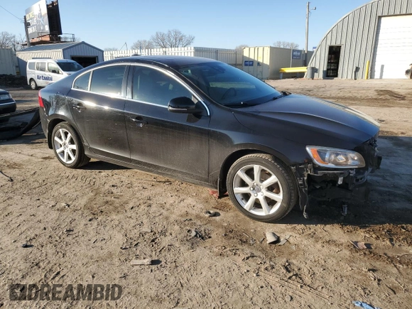 2016 Volvo S60 T5 Drive-E Premier with VIN YV126MFK0G1400372, listed as a Copart auction lot 89325435 with 116,671 mi miles and Salvage Title. Bid and sale history available at carsss.com. Image 4.