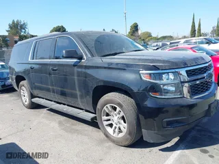 2018 Chevrolet Suburban LT with VIN 1GNSCHKCXJR262926, listed as a IAAI auction lot 41675862 with 181,117 mi miles. Bid and sale history available at carsss.com. Image 13.