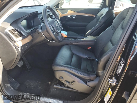 2021 Volvo XC90 Momentum with VIN YV4A22PK3M1717801, listed as a Copart auction lot 88408865 with 35,414 mi miles and Clean title. Bid and sale history available at DreamBid. Image 7.