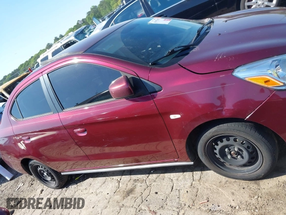 2019 Mitsubishi Mirage ES z VIN ML32F3FJ8KHF05447, wystawiony jako IAAI lot #41997807 z przebiegiem 61 557 mil mil oraz . Historia ofert i sprzedaży dostępna na DreamBid. Obrazek 13.