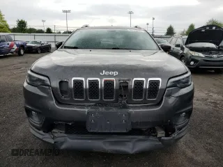 2019 Jeep Cherokee Altitude with VIN 1C4PJMLX1KD471582, listed as a Copart auction lot 55729055 with 76,941 mi miles and Salvage title. Bid and sale history available at DreamBid. Image 5.