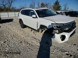 2024 Volkswagen Atlas SEL z VIN 1V2BR2CAXRC503592, wystawiony jako Copart lot #47212905 z przebiegiem 25 148 mil mil oraz Szkoda całkowita • Salvage title. Historia ofert i sprzedaży dostępna na DreamBid. Obrazek 10.