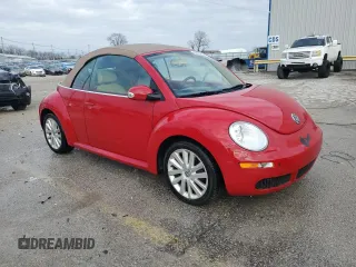 2008 Volkswagen Beetle SE with VIN 3VWRF31Y68M413641, listed as a Copart auction lot 86152604 with 82,247 mi miles and Salvage title. Bid and sale history available at DreamBid. Image 4.
