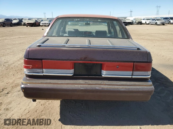 1993 Plymouth Acclaim z VIN 1P3XA4630PF630239, wystawiony jako Copart lot #75910954 z przebiegiem 87 471 mil mil oraz Czysty tytuł • Clean title. Historia ofert i sprzedaży dostępna na DreamBid. Obrazek 6.