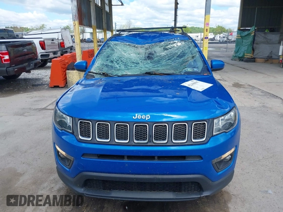 2018 Jeep Compass Altitude z VIN 3C4NJDBB0JT142314, wystawiony jako IAAI lot #42208895 z przebiegiem 119 459 mil mil oraz . Historia ofert i sprzedaży dostępna na DreamBid. Obrazek 12.