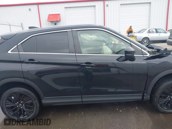 2022 Mitsubishi Eclipse Cross LE with VIN JA4ATVAA0NZ000559, listed as a IAAI auction lot 41471636 with 30,953 mi miles and . Bid and sale history available at DreamBid. Image 14.