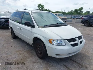 2005 Dodge Caravan SE with VIN 2D4GP24R75R201506, listed as a IAAI auction lot 42622564 with 266,710 mi miles and . Bid and sale history available at DreamBid. Image 1.