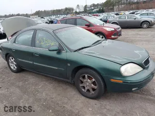 2000 Mercury Sable LS Premium with VIN 1MEFM55S6YA632821, listed as a IAAI auction lot 41927587 with 172,600 mi miles. Bid and sale history available at carsss.com. Image 1.
