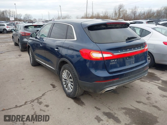 2017 Lincoln MKX Select with VIN 2LMPJ6KR4HBL48808, listed as a IAAI auction lot 41839898 with 90,147 mi miles. Bid and sale history available at carsss.com. Image 3.