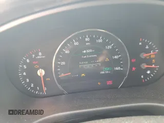 2019 Kia Sorento SX Limited with VIN 5XYPKDA57KG445598, listed as a Copart auction lot 85339084 with 14,613 mi miles and Non Repairable. Bid and sale history available at carsss.com. Image 9.
