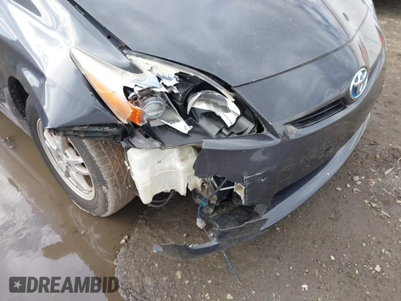 2011 Toyota Prius I with VIN JTDKN3DU0B1440435, listed as a IAAI auction lot 41823491 with 163,028 mi miles. Bid and sale history available at carsss.com. Image 6.