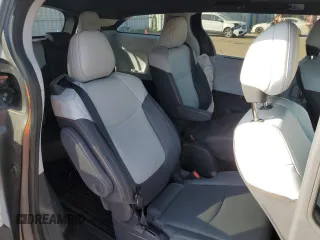2021 Toyota Sienna XLE with VIN 5TDGSKFC6MS037515, listed as a Copart auction lot 77397944 with 71,034 mi miles and Clean Title. Bid and sale history available at carsss.com. Image 11.
