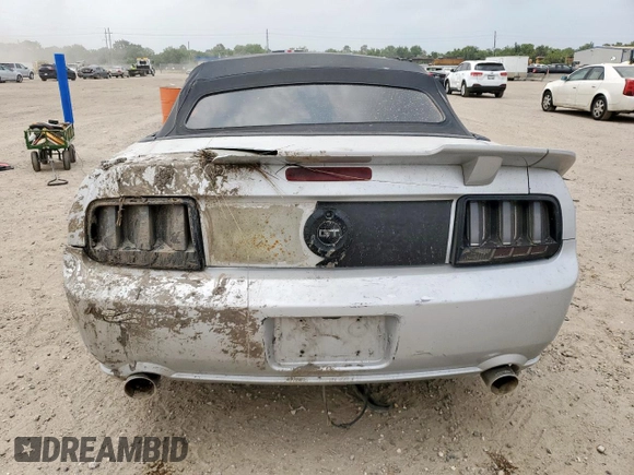 2006 Ford Mustang GT Deluxe with VIN 1ZVFT85H265102410, listed as a Copart auction lot 57847545 with 178,534 mi miles and Salvage title. Bid and sale history available at DreamBid. Image 6.