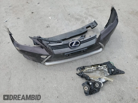 2014 Lexus CT 200h with VIN JTHKD5BH3E2185040, listed as a Copart auction lot 52197195 with 156,743 mi miles and Salvage Title. Bid and sale history available at DreamBid. Image 12.