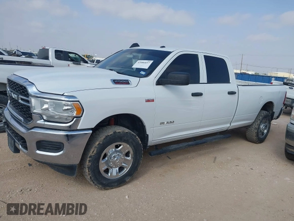 2021 Ram 2500 Tradesman with VIN 3C6UR5HJ0MG695008, listed as a IAAI auction lot 42086837 with 170,117 mi miles. Bid and sale history available at carsss.com. Image 14.