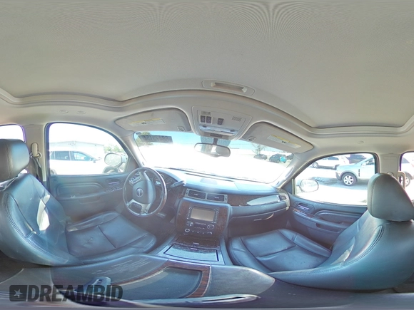 2014 GMC Yukon XL Denali with VIN 1GKS2MEF1ER223078, listed as a Copart auction lot 68473154 with 228,301 mi miles and Salvage Title. Bid and sale history available at carsss.com. Image 14.