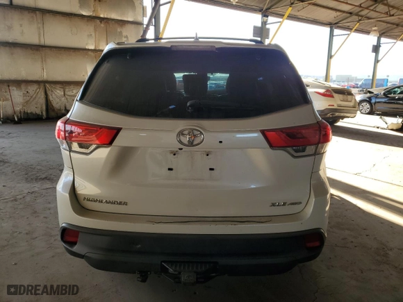 2019 Toyota Highlander SE with VIN 5TDJZRFH8KS723817, listed as a Copart auction lot 50192545 with 69,655 mi miles and Salvage Title. Bid and sale history available at carsss.com. Image 6.