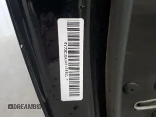 2022 Tesla Model 3 z VIN 5YJ3E1EA1NF188851, wystawiony jako Copart lot #59259325 z przebiegiem 142 223 mil mil oraz Czysty tytuł • Clean title. Historia ofert i sprzedaży dostępna na DreamBid. Obrazek 12.