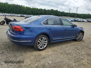 2016 Volkswagen Passat SEL Premium z VIN 1VWCS7A32GC022287, wystawiony jako Copart lot #57116525 z przebiegiem 71 309 mil mil oraz Szkoda całkowita • Salvage title. Historia ofert i sprzedaży dostępna na DreamBid. Obrazek 3.
