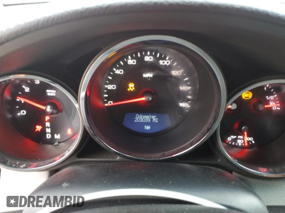 2012 Cadillac CTS z VIN 1G6DA5E56C0121722, wystawiony jako Copart lot #45488645 z przebiegiem 203 039 mil mil oraz Czysty tytuł • Clean title. Historia ofert i sprzedaży dostępna na DreamBid. Obrazek 9.