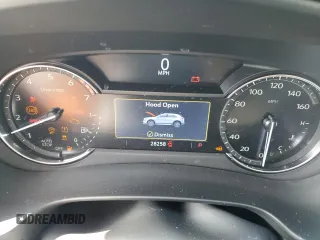 2020 Cadillac XT4 AWD Luxury with VIN 1GYFZBR41LF072810, listed as a Copart auction lot 46290883 with 28,258 mi miles and . Bid and sale history available at carsss.com. Image 9.