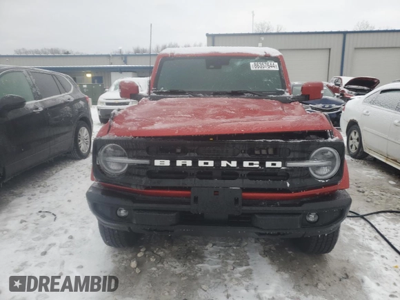 2023 Ford Bronco with VIN 1FMDE5BH3PLB67461, listed as a Copart auction lot 86357644 with 6,613 mi miles and Salvage title. Bid and sale history available at DreamBid. Image 5.