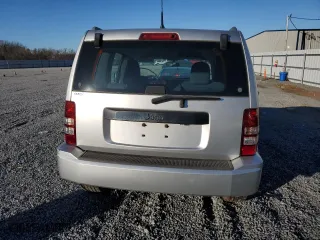 2011 Jeep Liberty Sport with VIN 1J4PP2GK5BW552892, listed as a Copart auction lot 46367605 with 192,274 mi miles and Clean Title. Bid and sale history available at carsss.com. Image 6.