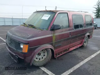 1991 Chevrolet Astro Cargo Van with VIN 1GBDM19Z4MB136076, listed as a IAAI auction lot 41482281 with 202,682 mi miles. Bid and sale history available at carsss.com. Image 2.