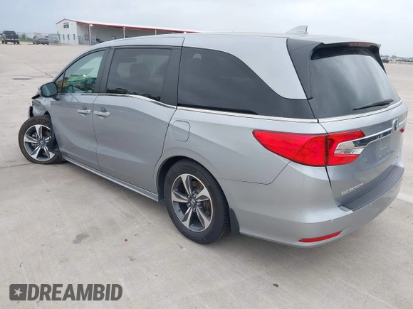 2019 Honda Odyssey Touring with VIN 5FNRL6H89KB045003, listed as a IAAI auction lot 41965310 with 69,043 mi miles. Bid and sale history available at carsss.com. Image 3.
