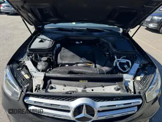 2020 Mercedes-Benz GLC 300 z VIN WDC0G8DB6LF673683, wystawiony jako Copart lot #65841355 z przebiegiem 86 329 mil mil oraz Czysty tytuł • Clean title. Historia ofert i sprzedaży dostępna na DreamBid. Obrazek 8.