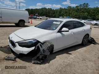 2020 BMW 2 Series 228i xDrive z VIN WBA73AK06L7F54549, wystawiony jako Copart lot #56358315 z przebiegiem Nie podano mil oraz Czysty tytuł • Clean title. Historia ofert i sprzedaży dostępna na DreamBid. Obrazek 1.