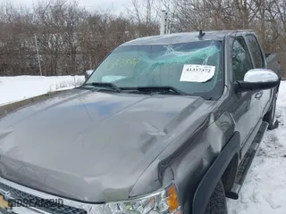 2012 Chevrolet Silverado 1500 LT with VIN 1GCPKSE71CF189169, listed as a IAAI auction lot 41337372 with 106,570 mi miles. Bid and sale history available at carsss.com. Image 6.