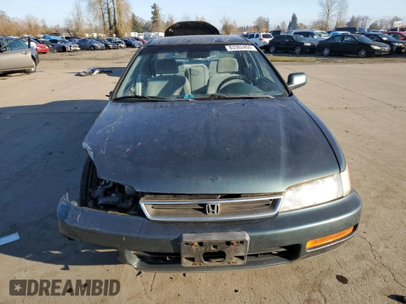 1996 Honda Accord LX with VIN 1HGCD5636TA278854, listed as a Copart auction lot 88117305 with 218,132 mi miles and Salvage Title. Bid and sale history available at DreamBid. Image 5.