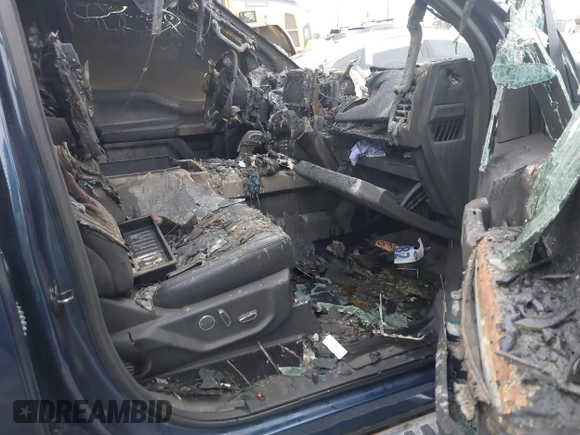 2018 Ford F-150 XL z VIN 1FTFW1E15JFD90723, wystawiony jako IAAI lot #41106449 z przebiegiem Nie podano mil oraz . Historia ofert i sprzedaży dostępna na DreamBid. Obrazek 5.