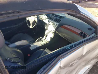 2006 Toyota Solara SE z VIN 4T1FA38P76U086799, wystawiony jako IAAI lot #41337669 z przebiegiem 147 176 mil mil oraz . Historia ofert i sprzedaży dostępna na DreamBid. Obrazek 5.