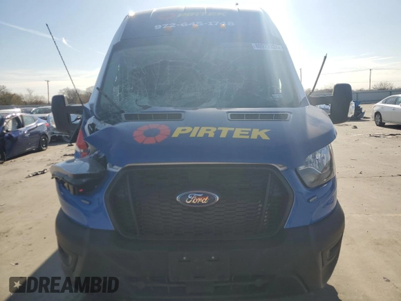 2024 Ford Transit Cargo with VIN 1FTRU8XG0RKA03544, listed as a Copart auction lot 80973924 with 3,415 mi miles and Salvage Title. Bid and sale history available at DreamBid. Image 5.